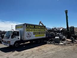 Best Recycling Services for Junk  in Lakewood, CA